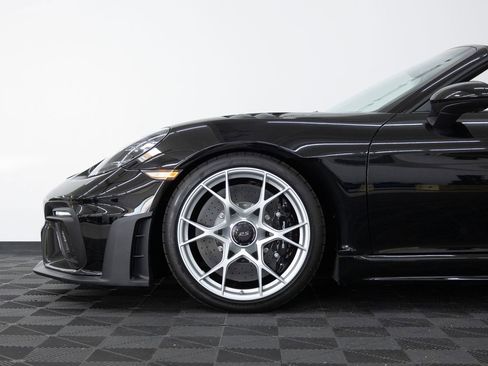 Certified 2025 Porsche 718 Boxster Spyder RS RWD image 11