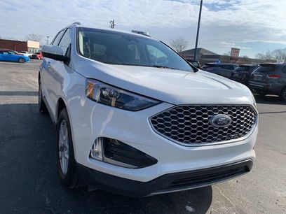 Used 2024 Ford Edge SEL w/ Convenience Package