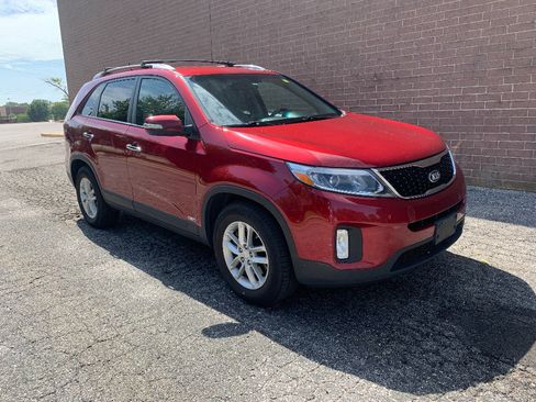 Used 2014 Kia Sorento LX AWD/4WD image 7