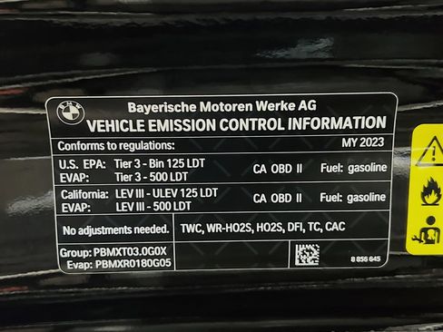 Used 2023 BMW X5 xDrive40i AWD/4WD image 23