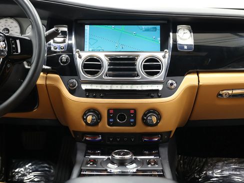 Used 2017 Rolls-Royce Ghost Series II Sedan 4D image 33