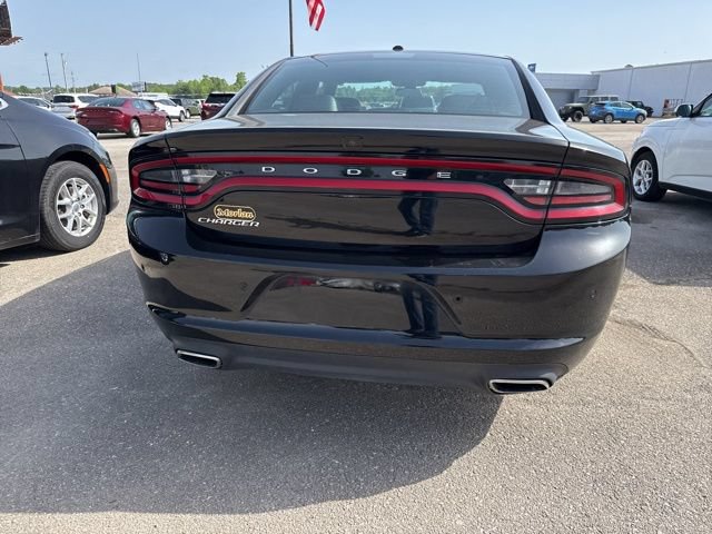 Used 2022 Dodge Charger SXT w/ Leather Interior Group RWD image 8