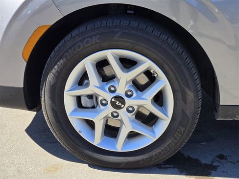 Certified 2025 Kia Soul S image 17