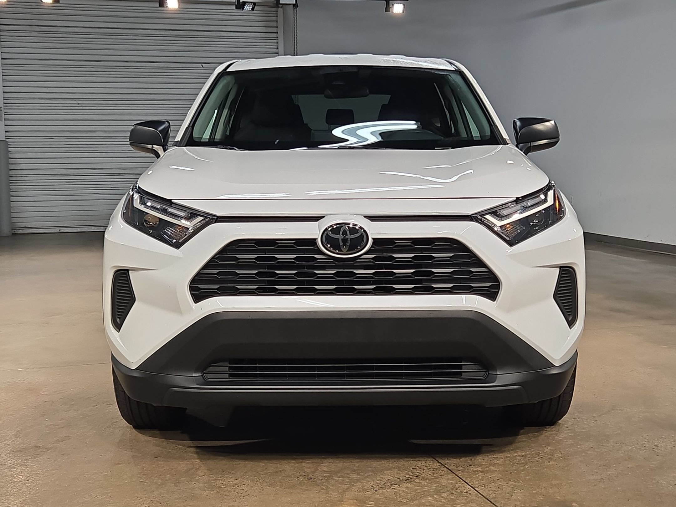 Used 2024 Toyota RAV4 LE FWD image 2