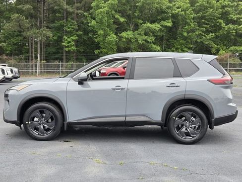 New 2026 Nissan Rogue SV AWD/4WD image 2