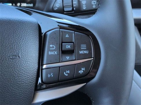 Certified 2025 Ford Explorer Platinum w/ Ultimate Package image 26