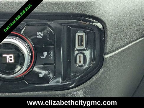 Used 2022 GMC Sierra 1500 SLT w/ SLT Convenience Package image 32