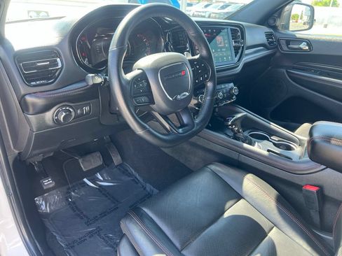Used 2025 Dodge Durango GT AWD/4WD image 25