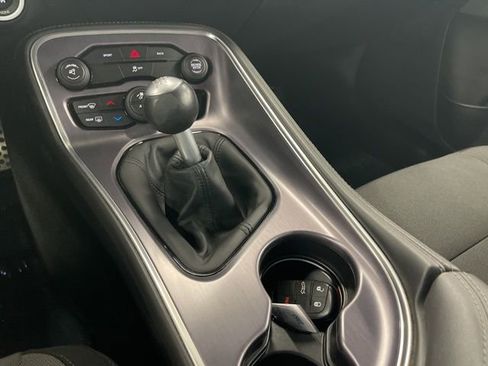 Used 2015 Dodge Challenger R/T w/ Quick Order Package 22B R/T image 23