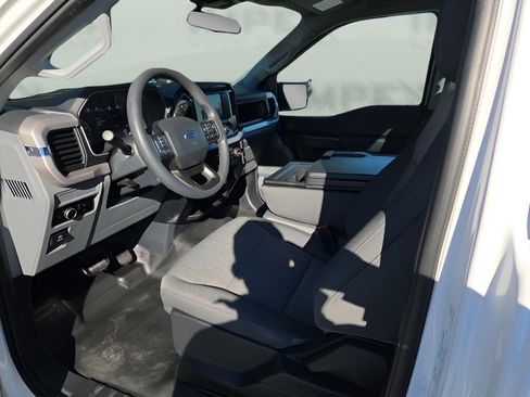 Used 2023 Ford F150 XL image 9