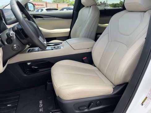 Used 2024 INFINITI QX60 Luxe FWD image 23