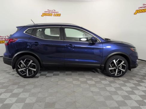 Used 2022 Nissan Rogue Sport SL w/ Premium Package FWD image 11