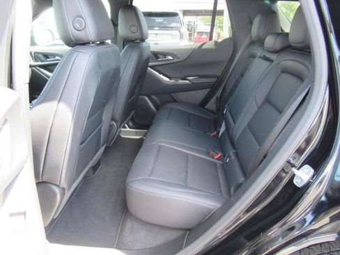 Certified 2026 Chevrolet Equinox LT w/ Convenience Package II FWD image 33