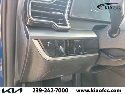 Certified 2024 Kia Sportage EX FWD image 22