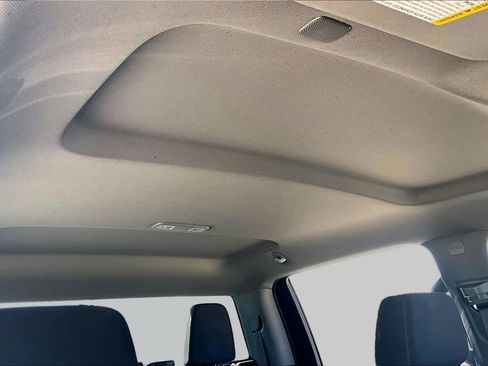 Used 2024 Chevrolet Silverado 2500 Custom w/ Custom Value Package image 23