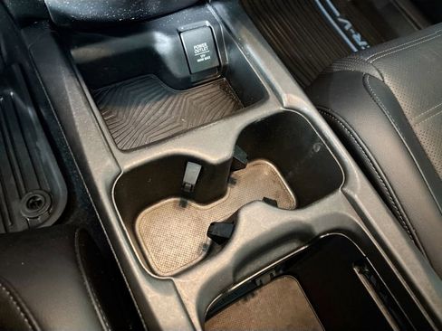 Used 2018 Honda CR-V Touring image 15