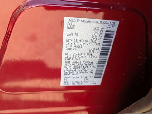 Used 2025 Nissan Pathfinder SV image 32