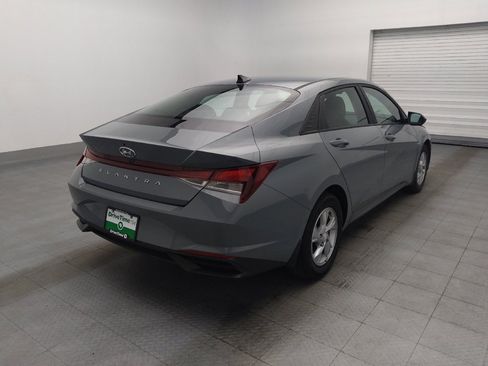 Used 2023 Hyundai Elantra SE FWD image 9