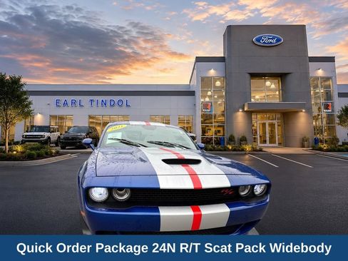 Used 2021 Dodge Challenger R/T Scat Pack RWD image 2