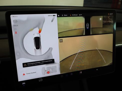 Used 2023 Tesla Model Y 2WD image 43