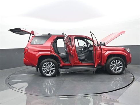 Used 2025 Toyota 4Runner Limited image 32