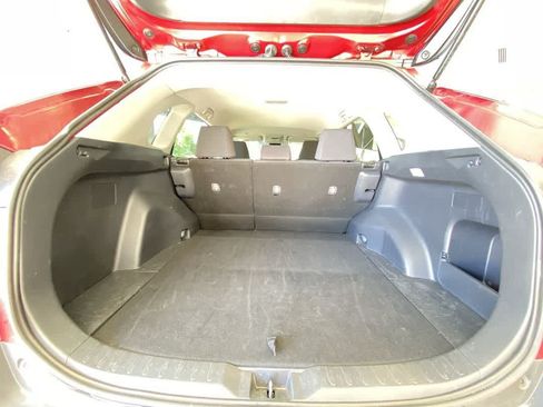Used 2024 Toyota RAV4 LE AWD/4WD image 24