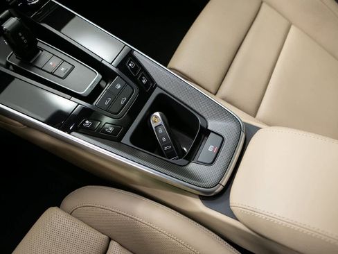 Certified 2021 Porsche 911 Turbo S image 24