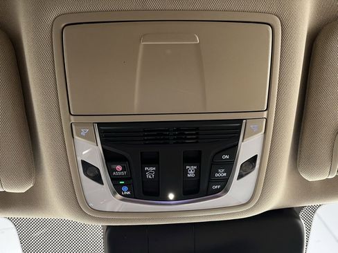 Certified 2024 Acura RDX SH-AWD image 9