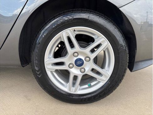 Used 2019 Ford Fiesta SE image 25