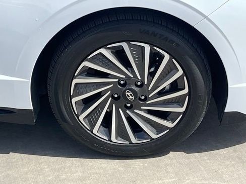 Used 2025 Hyundai Sonata SEL image 5