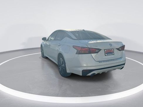 Used 2022 Nissan Altima 2.5 SL FWD image 7