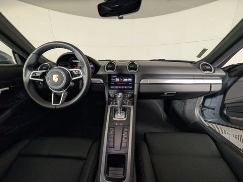 Used 2025 Porsche 718 Cayman image 19