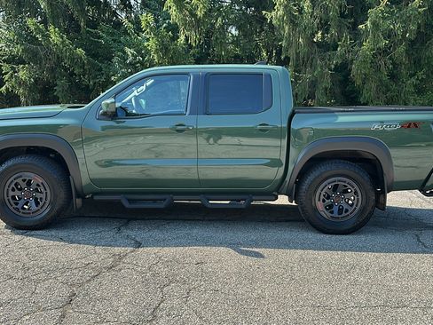 Certified 2025 Nissan Frontier PRO-4X w/ Pro Premium Package AWD/4WD image 28