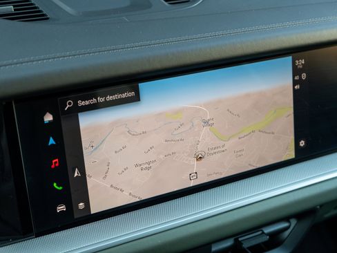 Certified 2024 Porsche Cayenne image 31