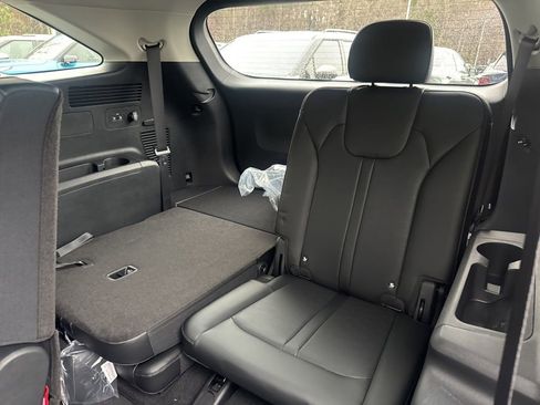 New 2026 Kia Sorento S image 14
