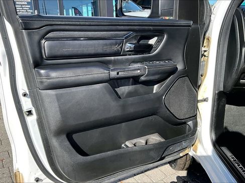 Used 2022 RAM 1500 Limited w/ Body-Colour Bumper Group image 18
