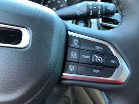 Used 2024 Jeep Compass Limited AWD/4WD image 8