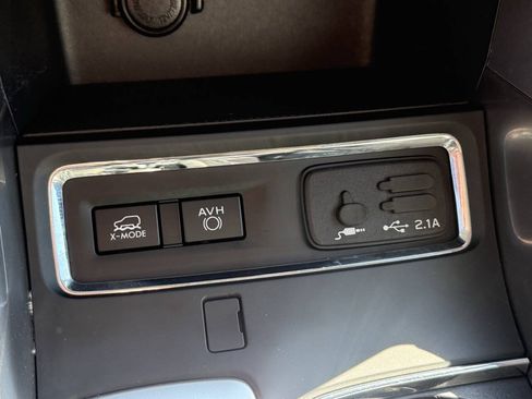 Used 2019 Subaru Ascent Limited AWD/4WD image 30