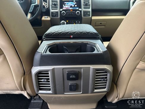 Used 2015 Ford F150 Lariat image 27