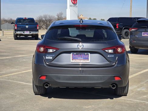 Used 2016 MAZDA MAZDA3 s Grand Touring image 8