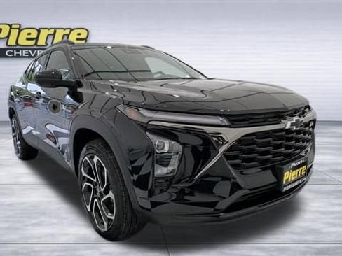 New 2026 Chevrolet Trax RS FWD image 6