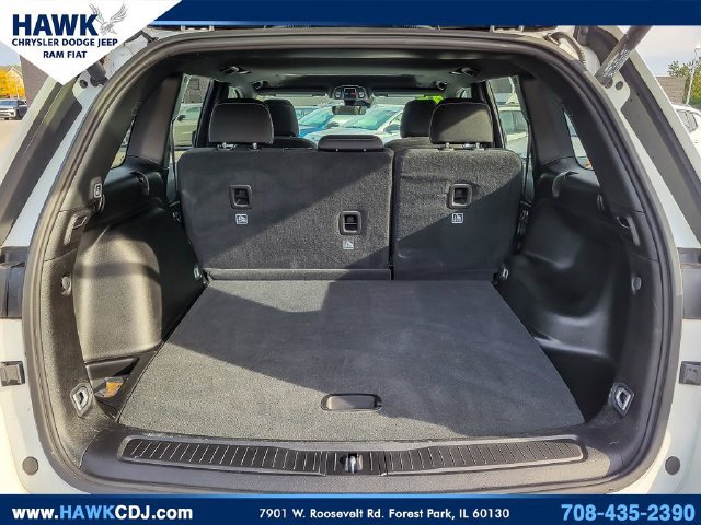 Certified 2025 Jeep Grand Cherokee Laredo X w/ Luxury Tech Group I AWD/4WD image 27