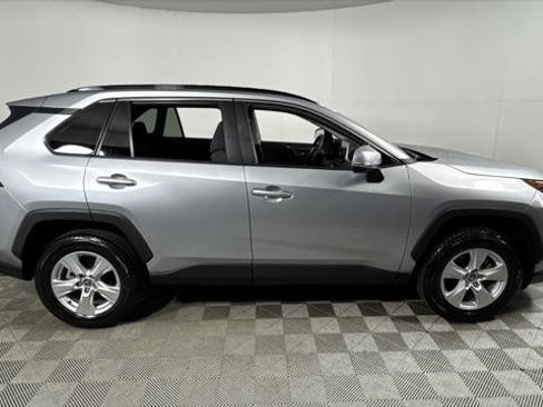 Certified 2021 Toyota RAV4 XLE w/ Convenience Package image 4