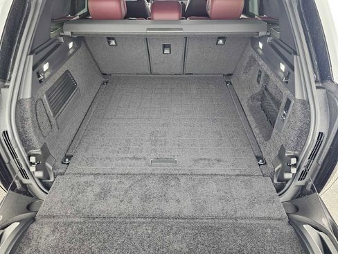 New 2026 Land Rover Range Rover SE image 14