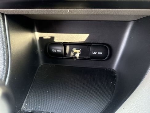 Used 2022 Kia Sportage Nightfall Edition image 30