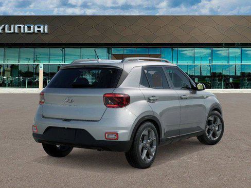 New 2025 Hyundai Venue SEL image 4