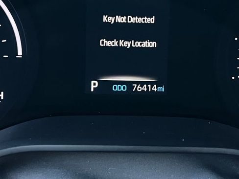 Used 2021 Toyota Sienna XLE image 21