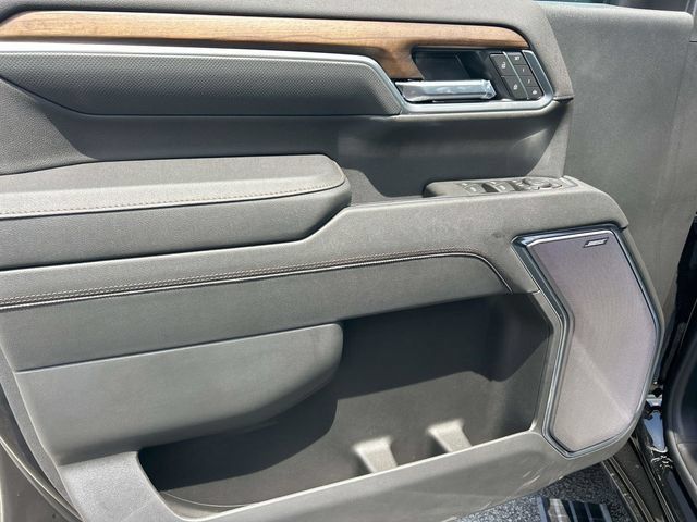 New 2026 Chevrolet Silverado 2500 High Country w/ Midnight Edition AWD/4WD image 22