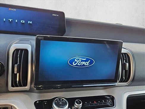 Used 2025 Ford Expedition Max Active image 13