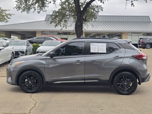 Used 2022 Nissan Kicks SR w/ Interior Electronics Package image 4